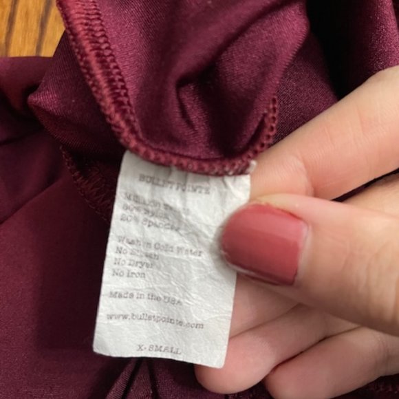 Bullet Pointe Leotard - wine color - size XS - excellent condition - dance - Picture 7 of 7